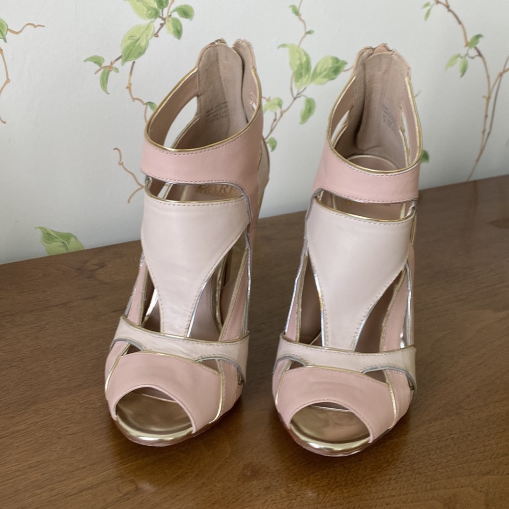 Truth or Dare Madonna Sandals Size 7 - Picture 2 of 9